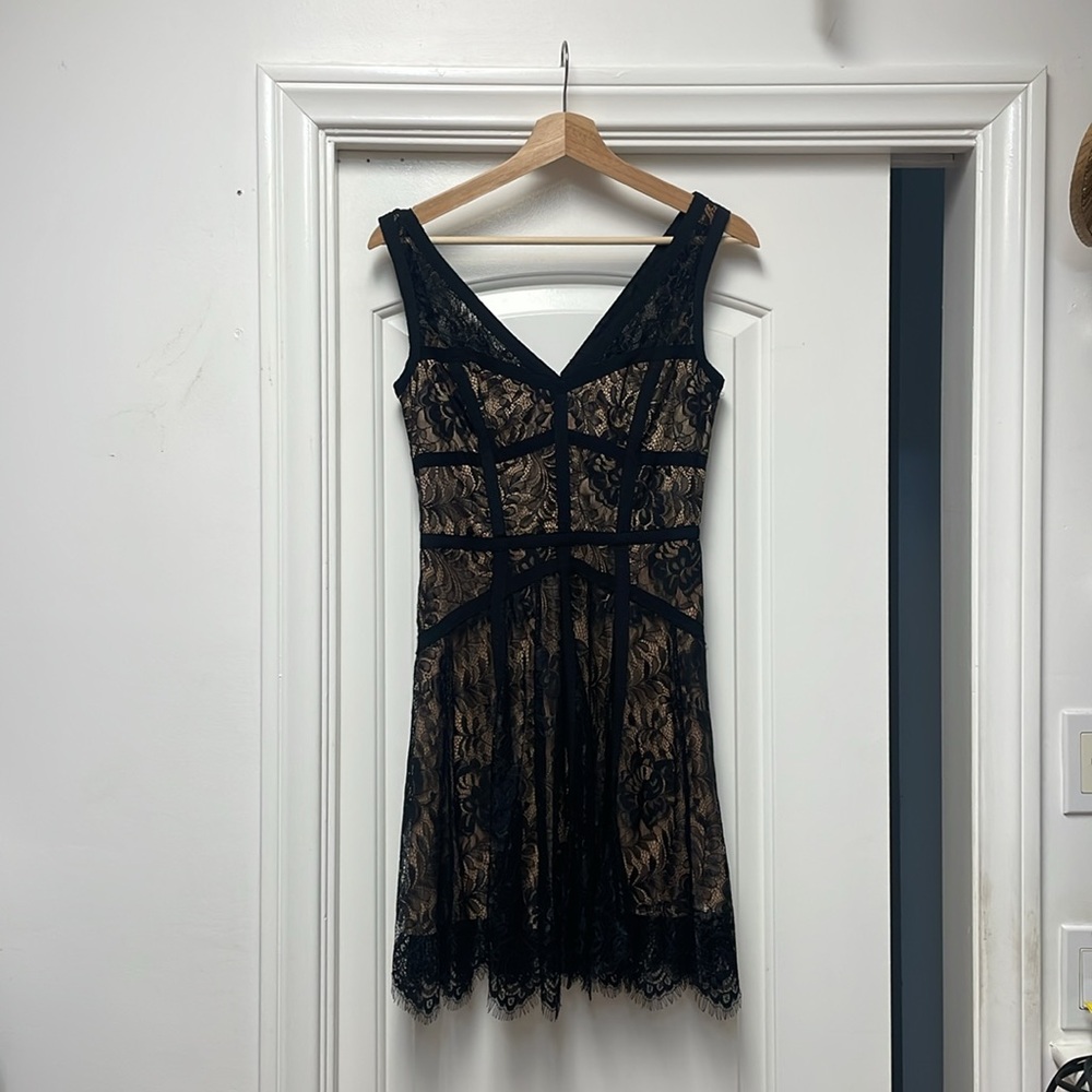 Bebe dress like new in size 2